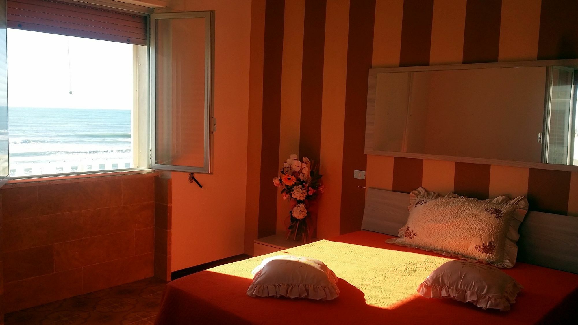 Torre Lapillo Beach Порто Чезарео Екстериор снимка