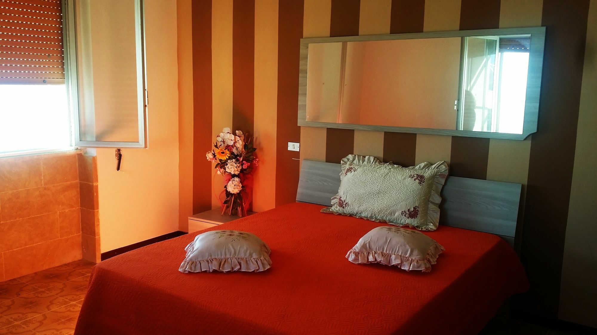 Torre Lapillo Beach Порто Чезарео Екстериор снимка